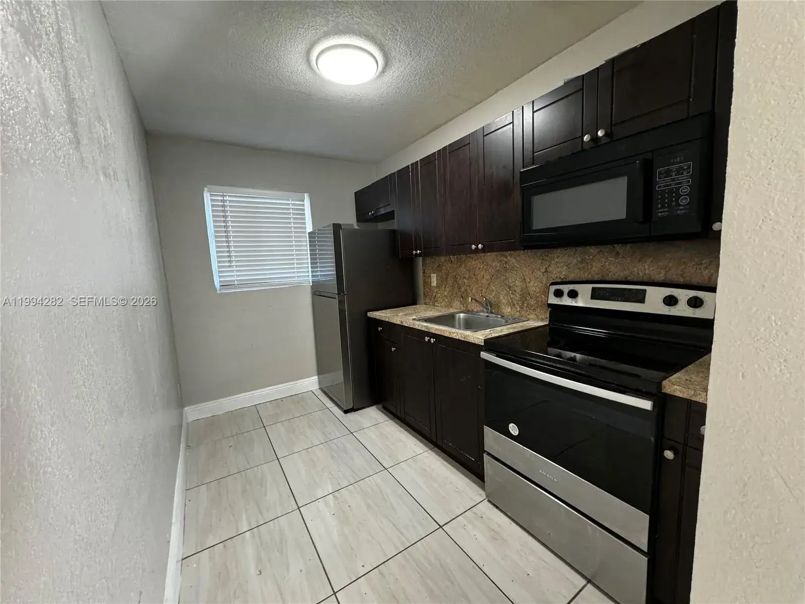 2 bedroom 1 bath Residential Lease for rent at 1940 Washington Ave # 11, Opa-Locka FL 33054