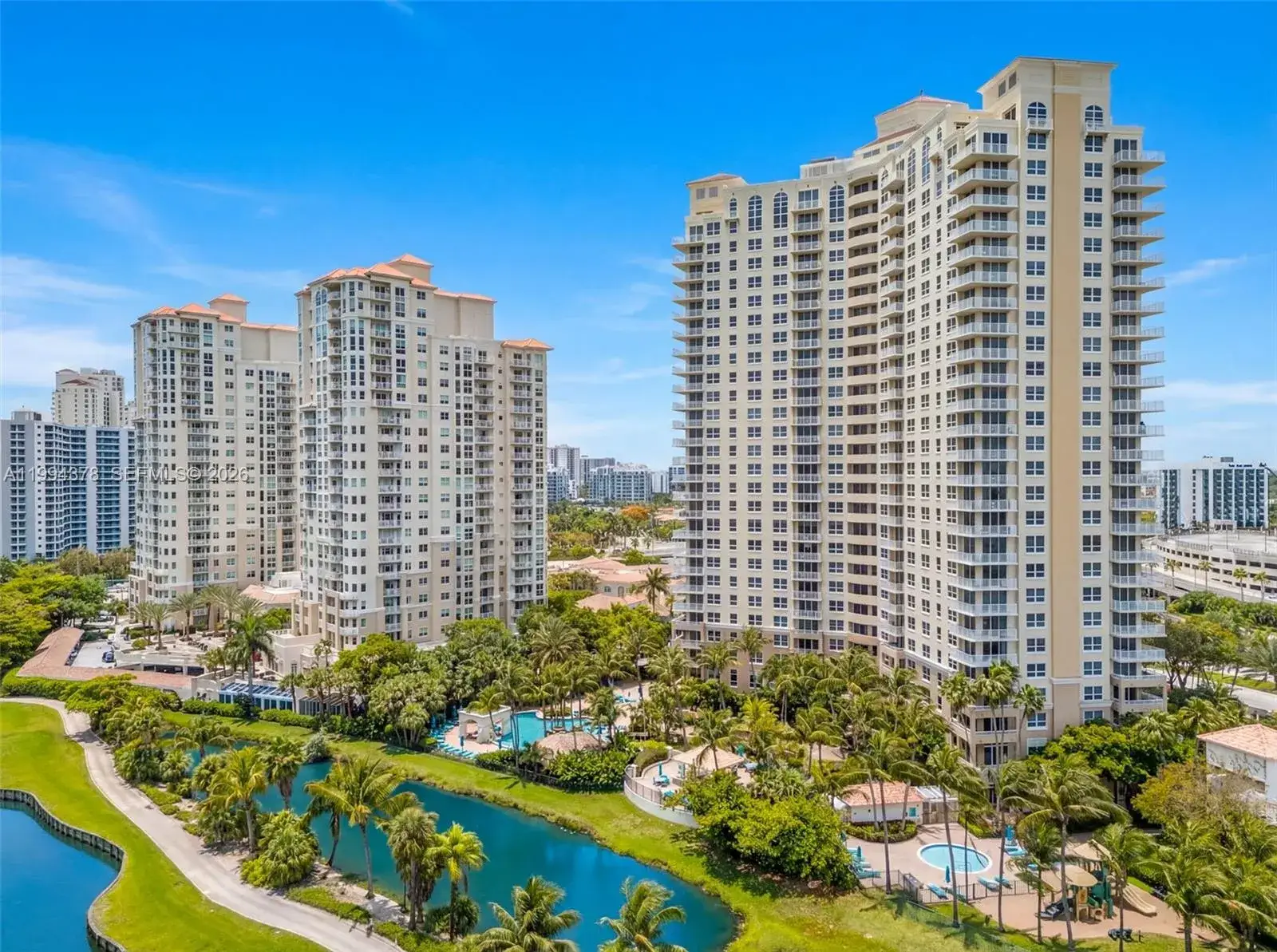 1 bedroom 1 bath Residential for sale at 19501 W Country Club Dr # 602, Aventura FL 33180