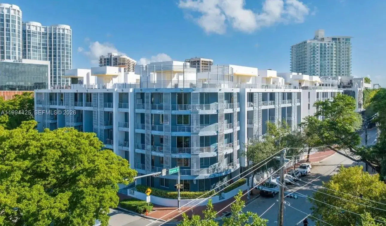 1 bedroom 1 bath Residential Lease for rent at 3339 Virginia St # 127, Miami FL 33133