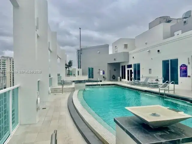 2 bedroom 2 bath Residential Lease for rent at 350 SE 2nd St # 1150, Fort Lauderdale FL 33301