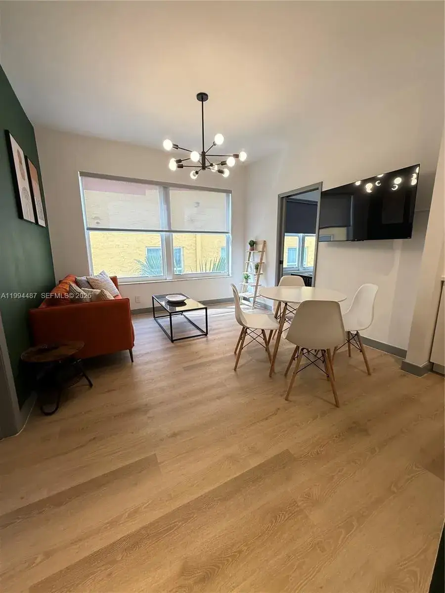 2 bedroom 2 bath Residential Lease for rent at 1320 Drexel Ave # 302, Miami Beach FL 33139