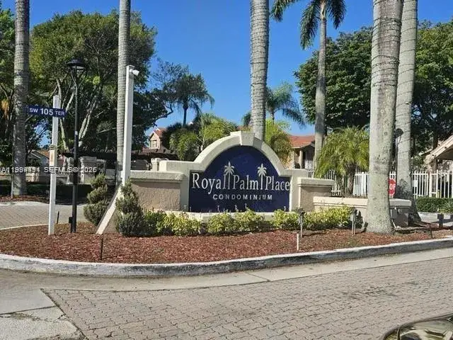 2 bedroom 2 bath Residential Lease for rent at 10521 SW 158th Ct # 303, Miami FL 33196