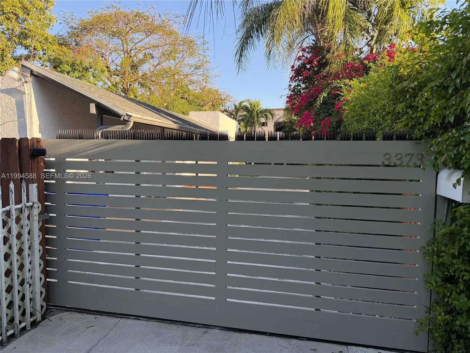 2 bedroom 2 bath Residential for sale at 3373 SW 29th Ter, Miami FL 33133
