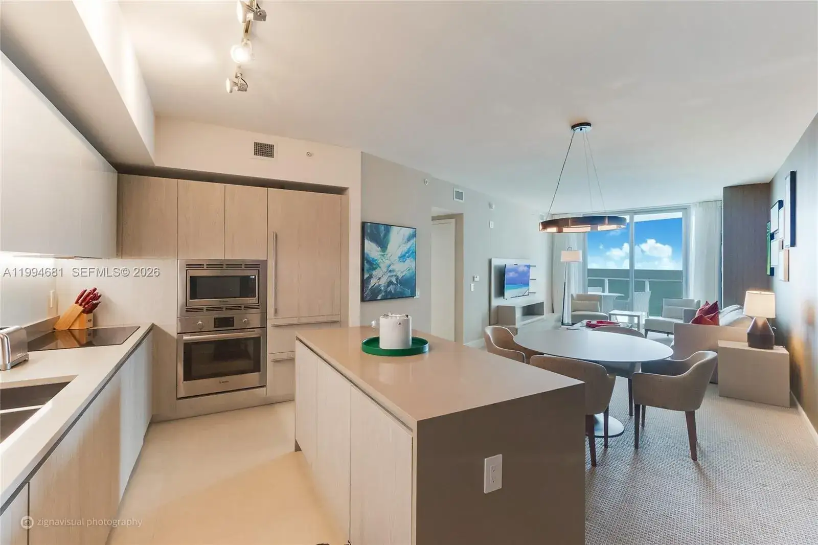 1 bedroom 1 bath Residential Lease for rent at 4111 S Ocean Dr # 2707, Hollywood FL 33019