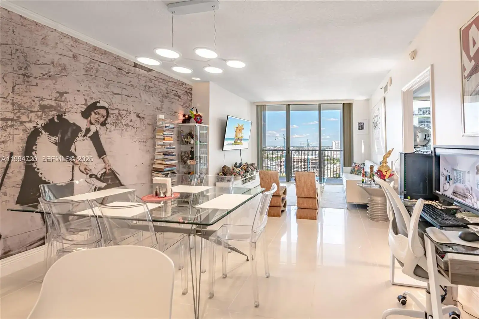 1 bedroom 1 bath Residential Lease for rent at 1750 N Bayshore Dr # 2311, Miami FL 33132