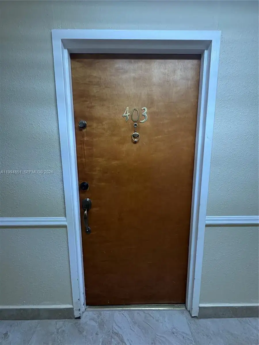 2 bedroom 2 bath Residential for sale at 2055 SW 122nd Ave # 403, Miami FL 33175