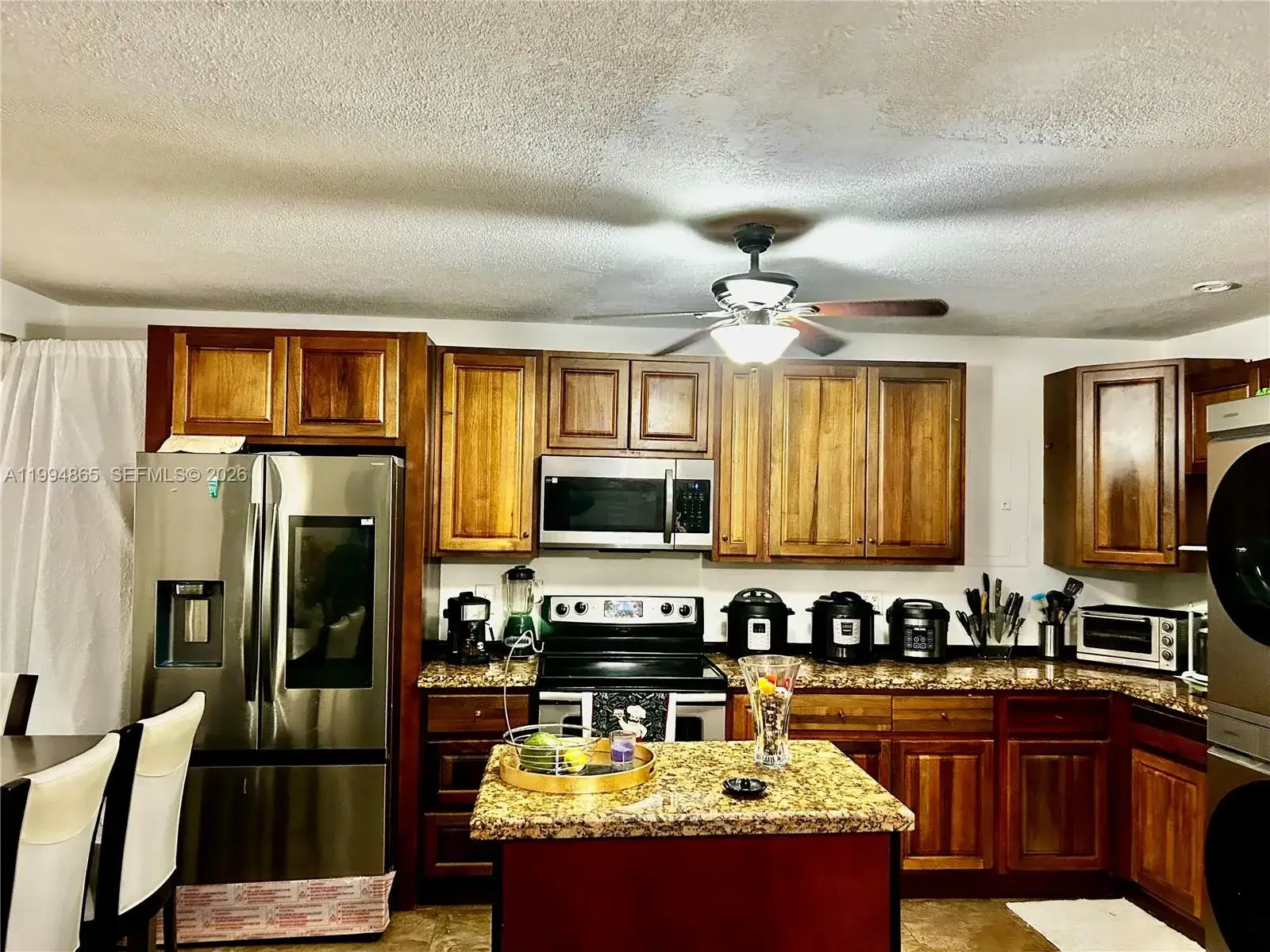 2 bedroom 1 bath Residential Lease for rent at 2918 Funston St # 29B, Hollywood FL 33020