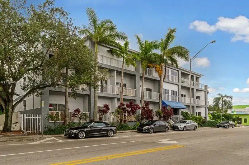1 bedroom 1 bath Residential for sale at 2734 Bird Ave # 310, Miami FL 33133