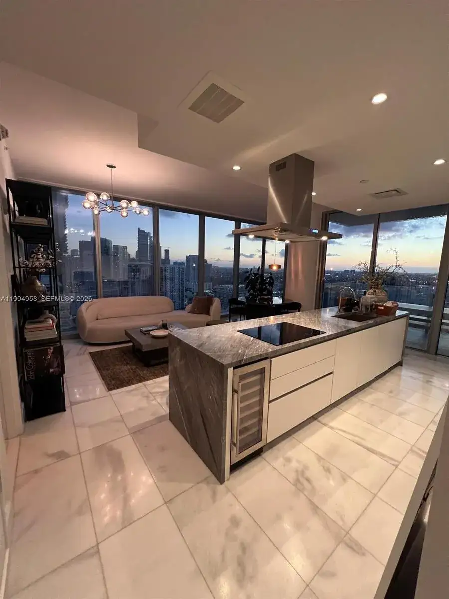 2 bedroom 2 bath Residential for sale at 700 NE 26th Ter # 2805, Miami FL 33137
