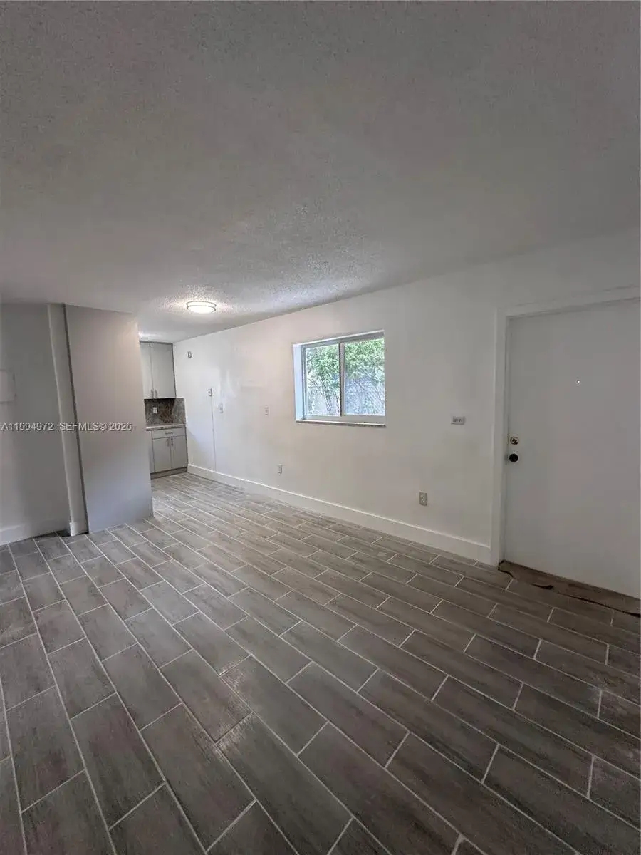 2 bedroom 2 bath Residential Lease for rent at 310 NW 16th Ave # 1, Miami FL 33125