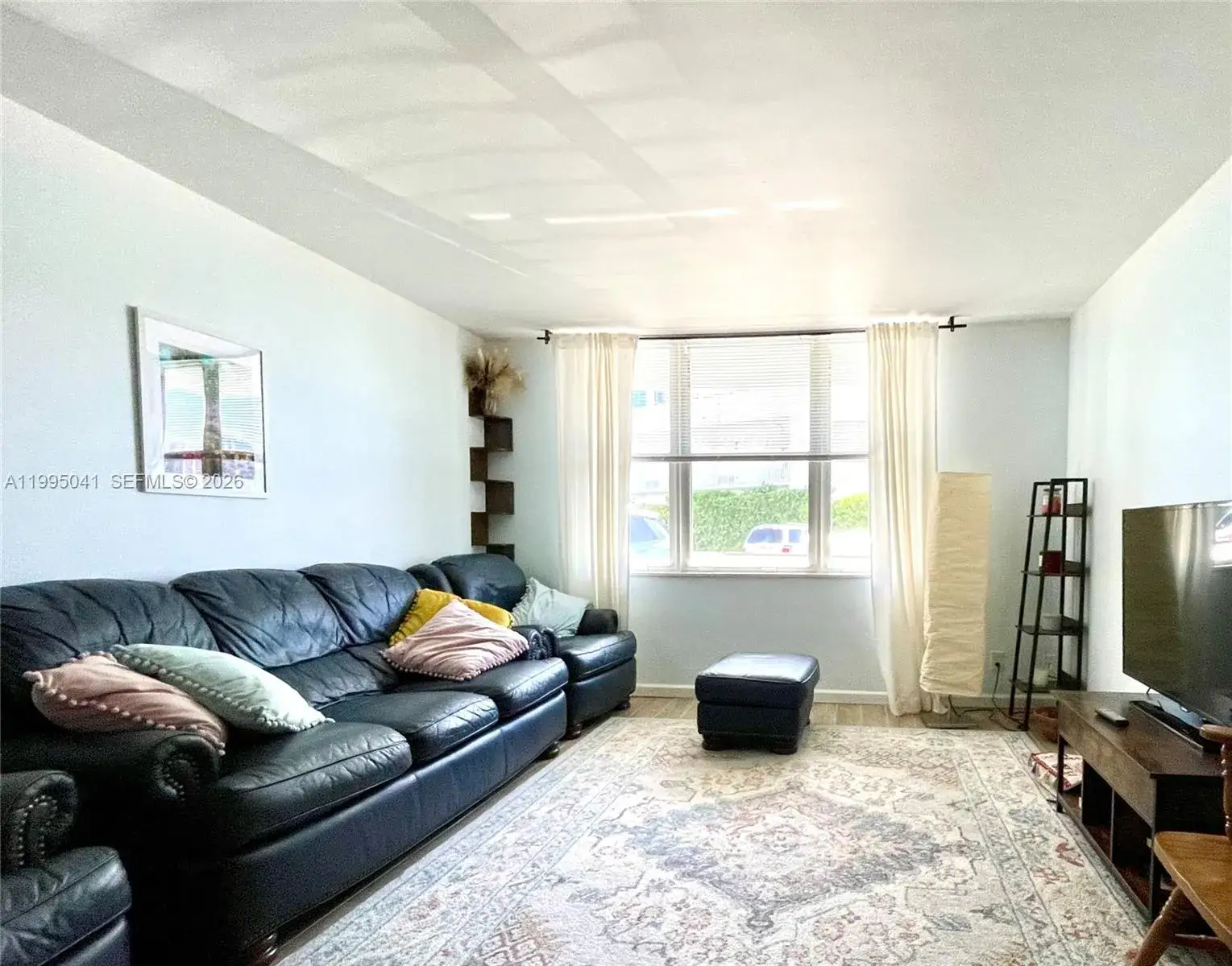 2 bedroom 2 bath Residential for sale at 1913 S OCEAN DR # 129, Hallandale Beach FL 33009