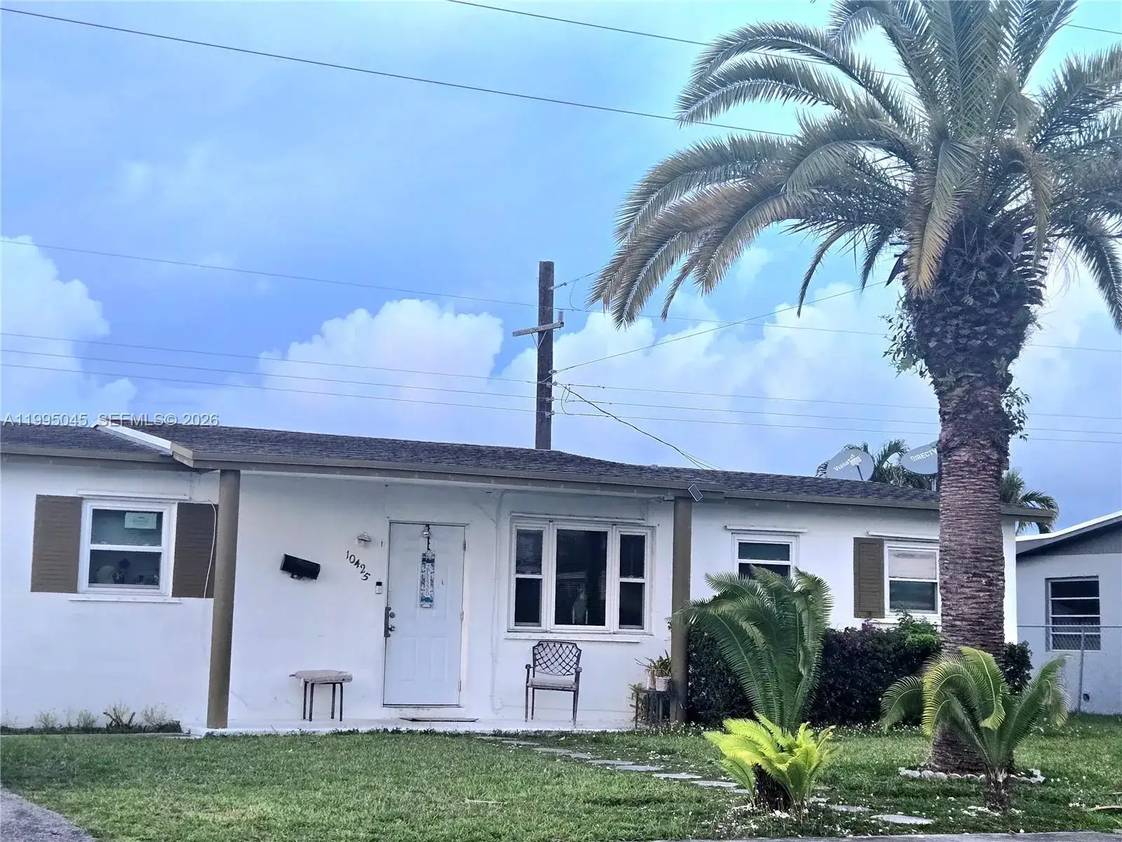 3 bedroom 2 bath Residential for sale at 10425 SW 146th Ter, Miami FL 33176