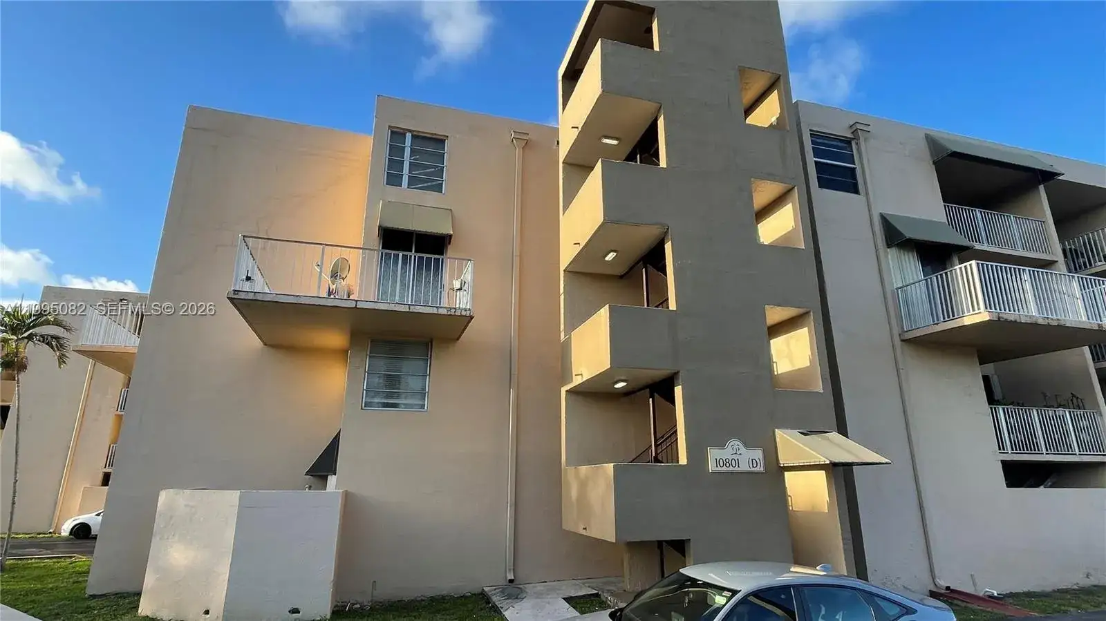 1 bedroom 1 bath Residential Lease for rent at 10801 SW 109th Ct # D108, Miami FL 33176