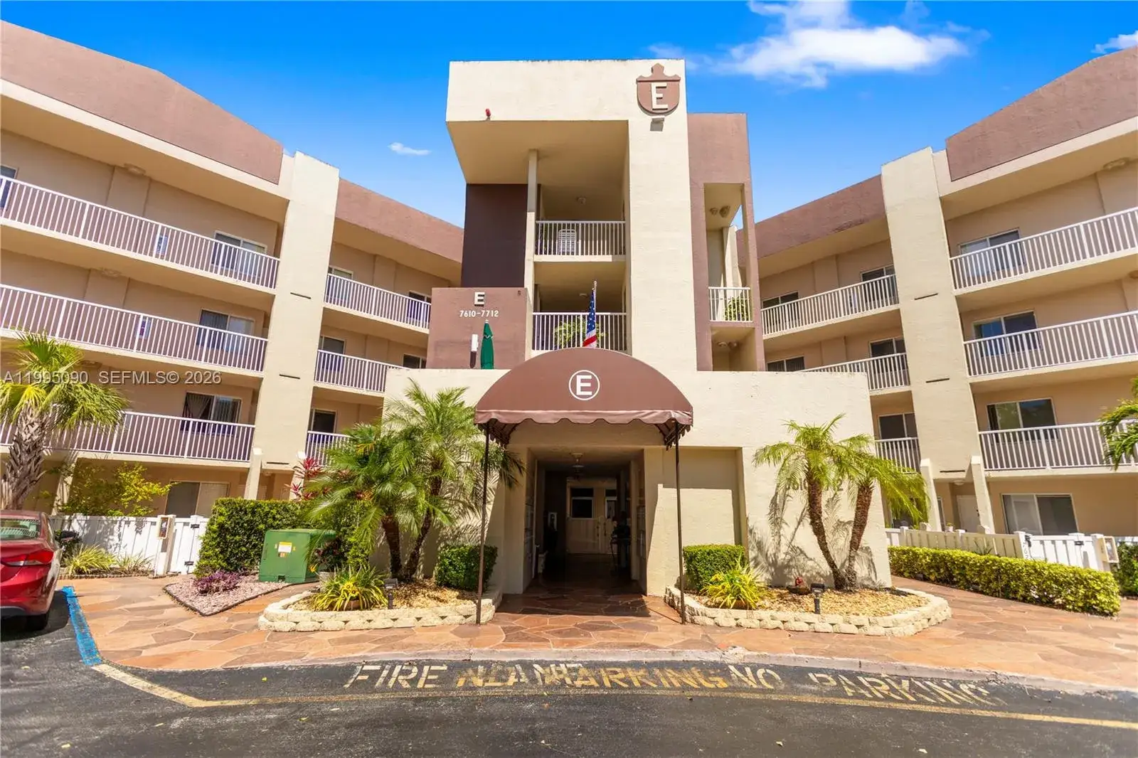 2 bedroom 2 bath Residential for sale at 7676 Trent Dr # 308, Tamarac FL 33321