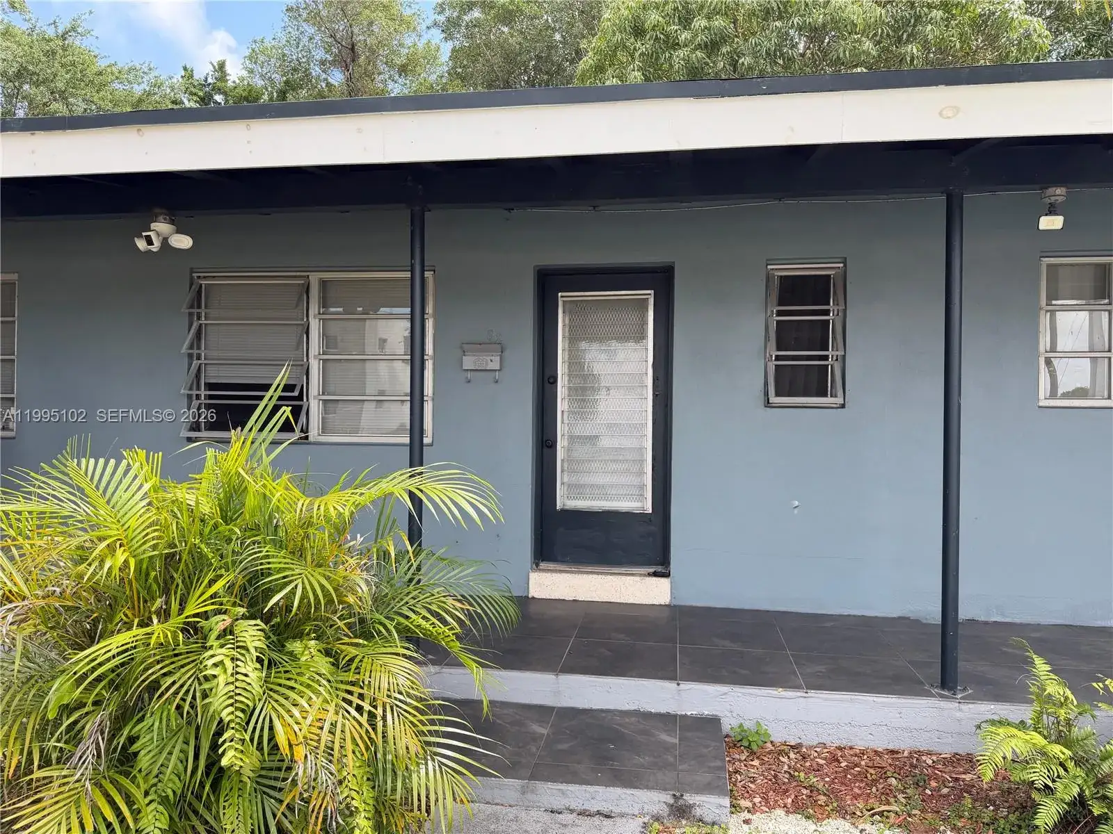 1 bath Residential Lease for rent at 1580 NE 145th St # 1582, Miami FL 33161