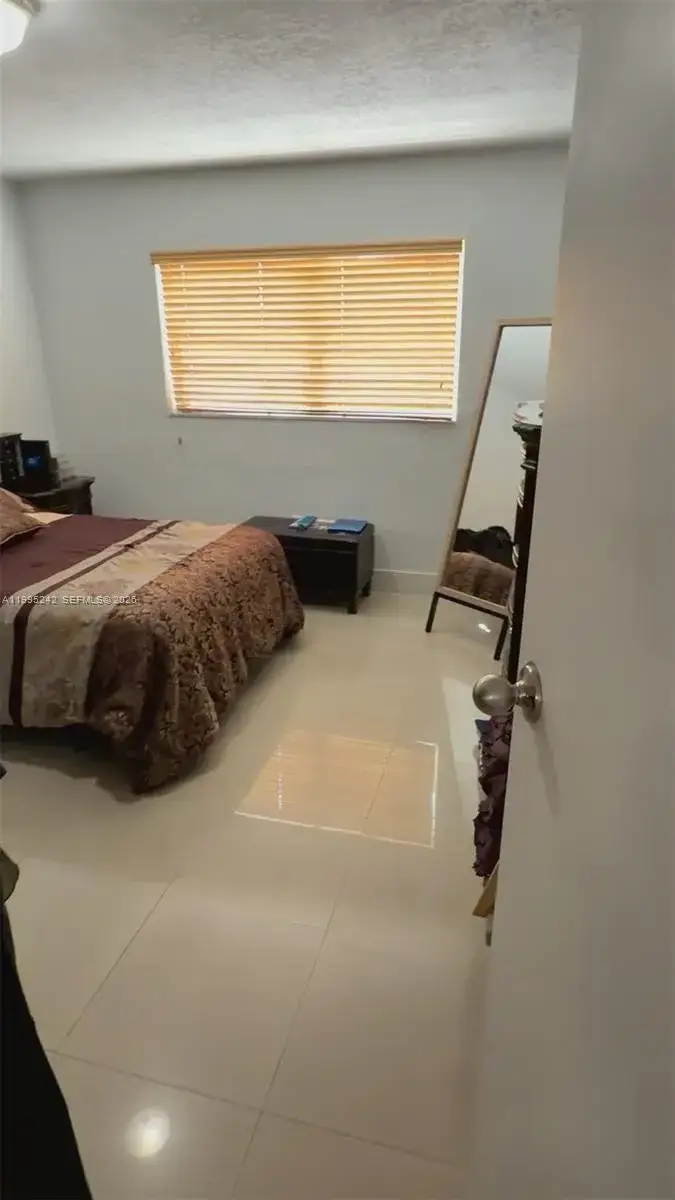 1 bedroom 1 bath Residential for sale at 1225 W 35th St # 2A, Hialeah FL 33012