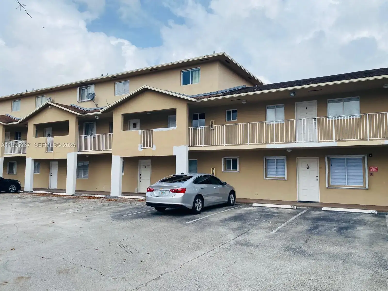 2 bedroom 1 bath Residential for sale at 3021 W 76th St # 203, Hialeah FL 33018
