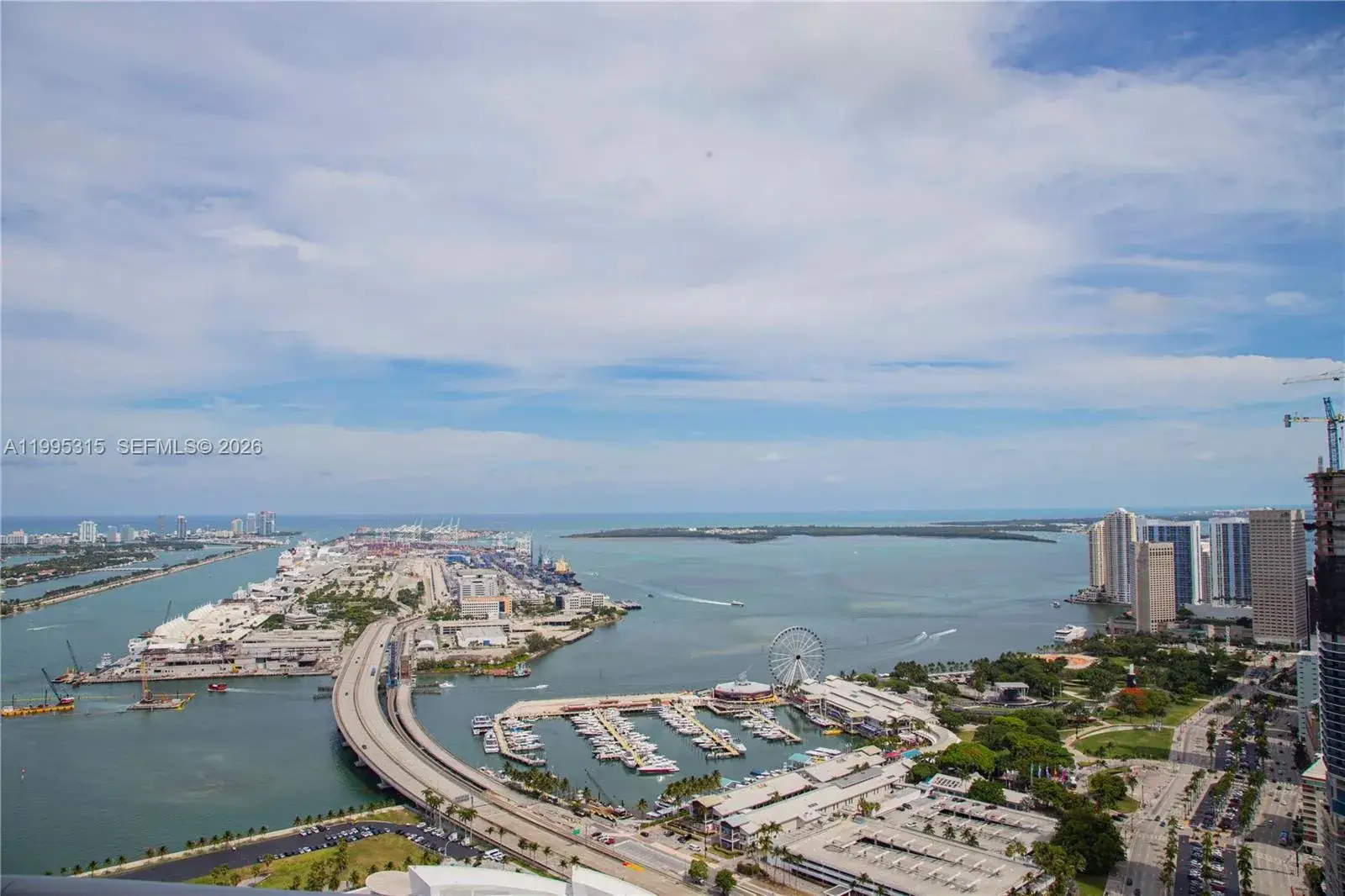 2 bedroom 2 bath Residential Lease for rent at 888 Biscayne Blvd # 5207, Miami FL 33132