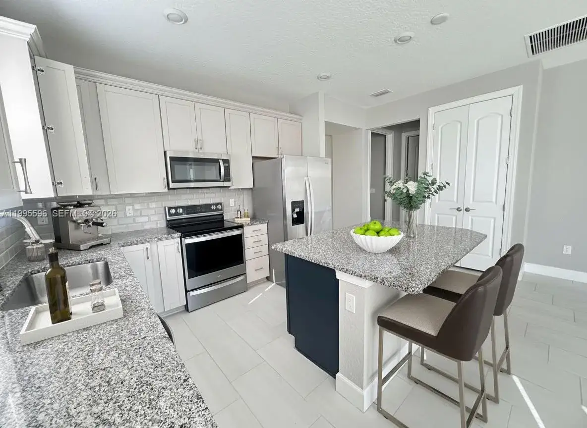 2 bedroom 2 bath Residential Lease for rent at 4016 Basket Oak Cir # 4016, Vero Beach FL 32967