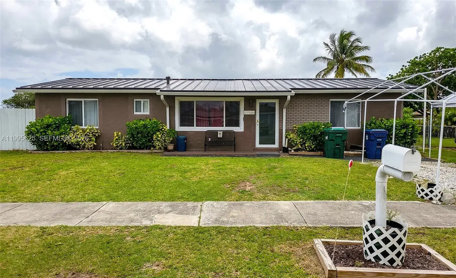 5 bedroom 2 bath Residential for sale at 15104 SW 304th Ter, Homestead FL 33033