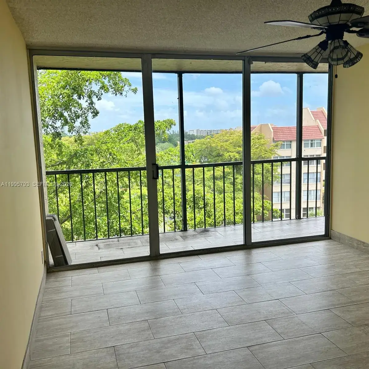 1 bedroom 1 bath Residential for sale at 3771 Environ Blvd # 650, Lauderhill FL 33319