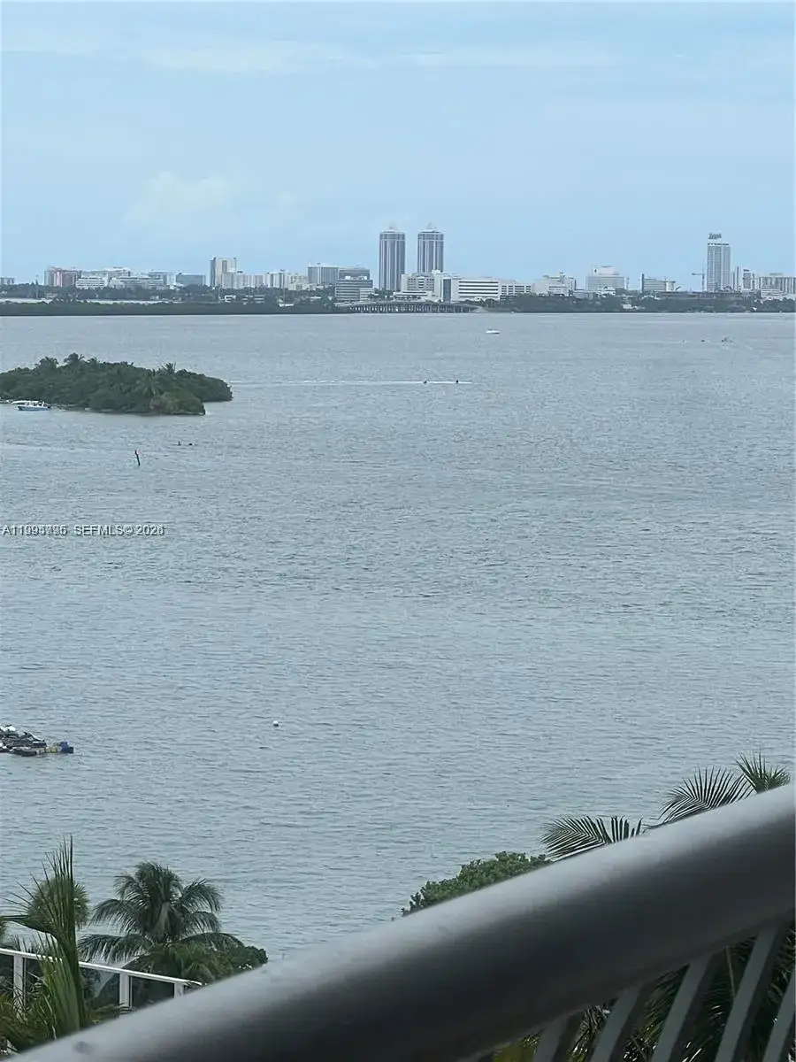 1 bath Residential Lease for rent at 1750 N Bayshore Dr # 1507, Miami FL 33132