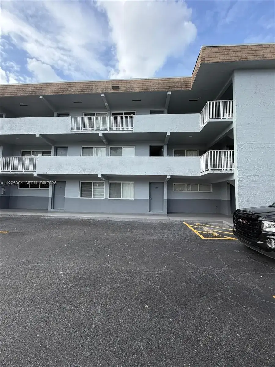 2 bedroom 1 bath Residential for sale at 11005 SW 1st St # 202, Sweetwater FL 33174