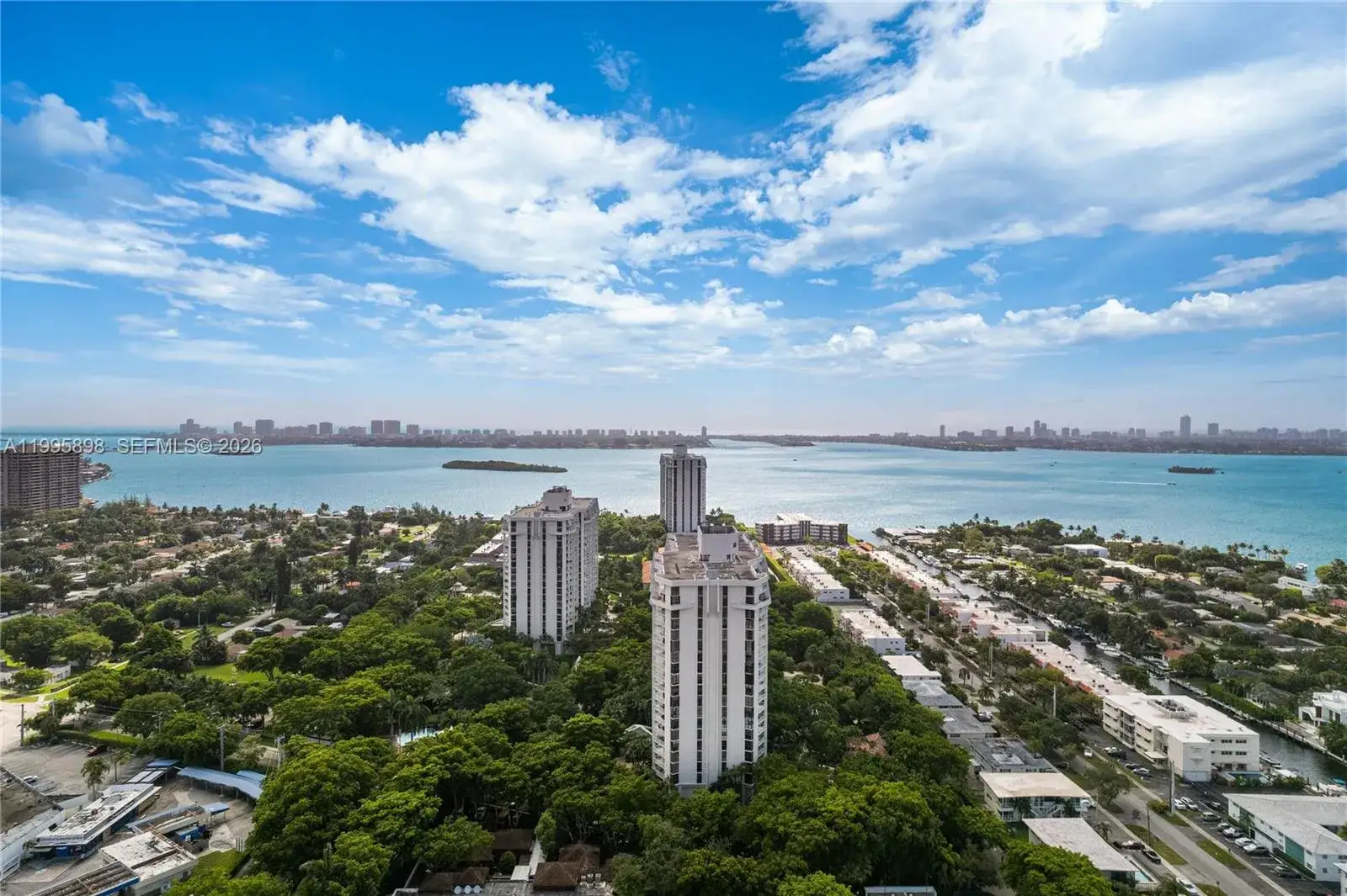 2 bedroom 2 bath Residential for sale at 2000 Towerside Ter, Miami FL 33138