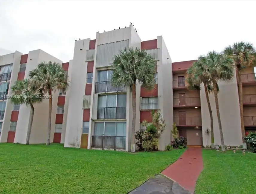 2 bedroom 1 bath Residential Lease for rent at 9411 SW 4th St # 308, Miami FL 33174