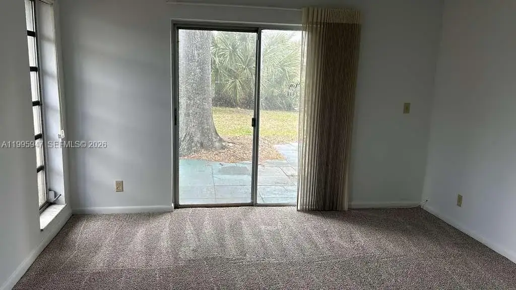 2 bedroom 2 bath Residential Lease for rent at 13731 Flora Pl # A, Delray Beach FL 33484