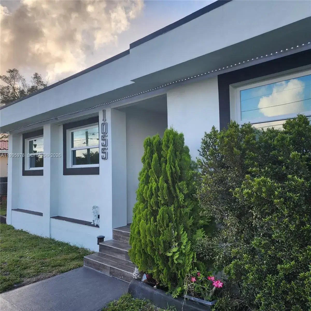 3 bedroom 3 bath Residential for sale at 1055 NE 144th St, North Miami FL 33161