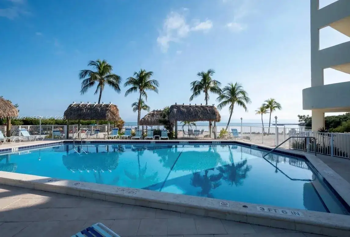 1 bedroom 1 bath Residential for sale at 200 Wrenn # 502, Plantation Key FL 33070