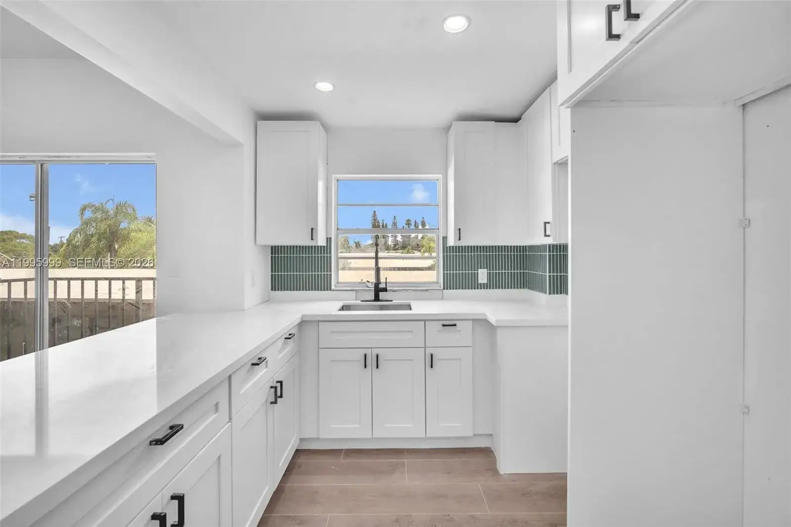 1 bedroom 1 bath Residential for sale at 1960 Marseille Dr # 304, Miami Beach FL 33141