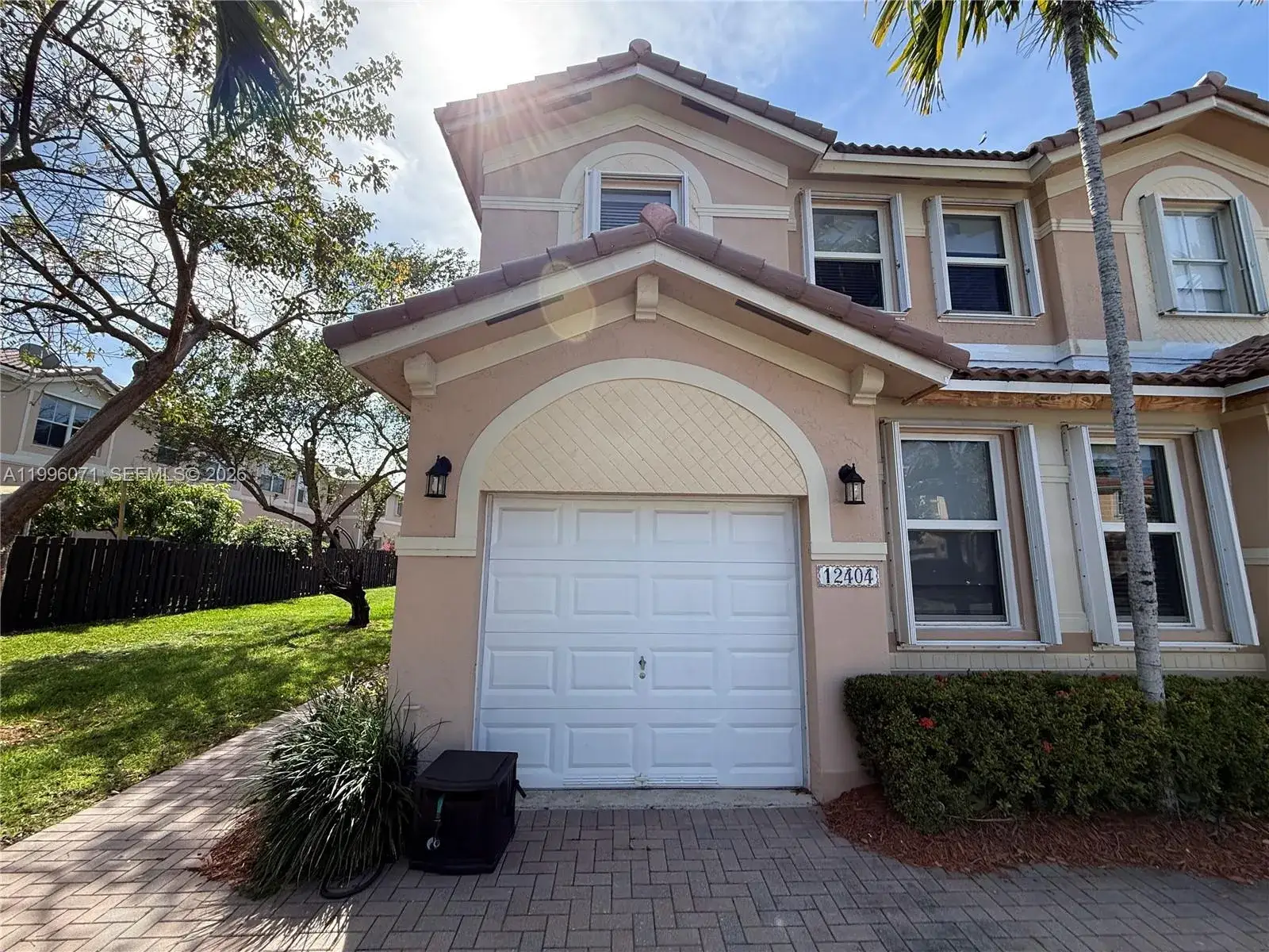 3 bedroom 2 bath Residential for sale at 12404 SW 124th Path, Miami FL 33186
