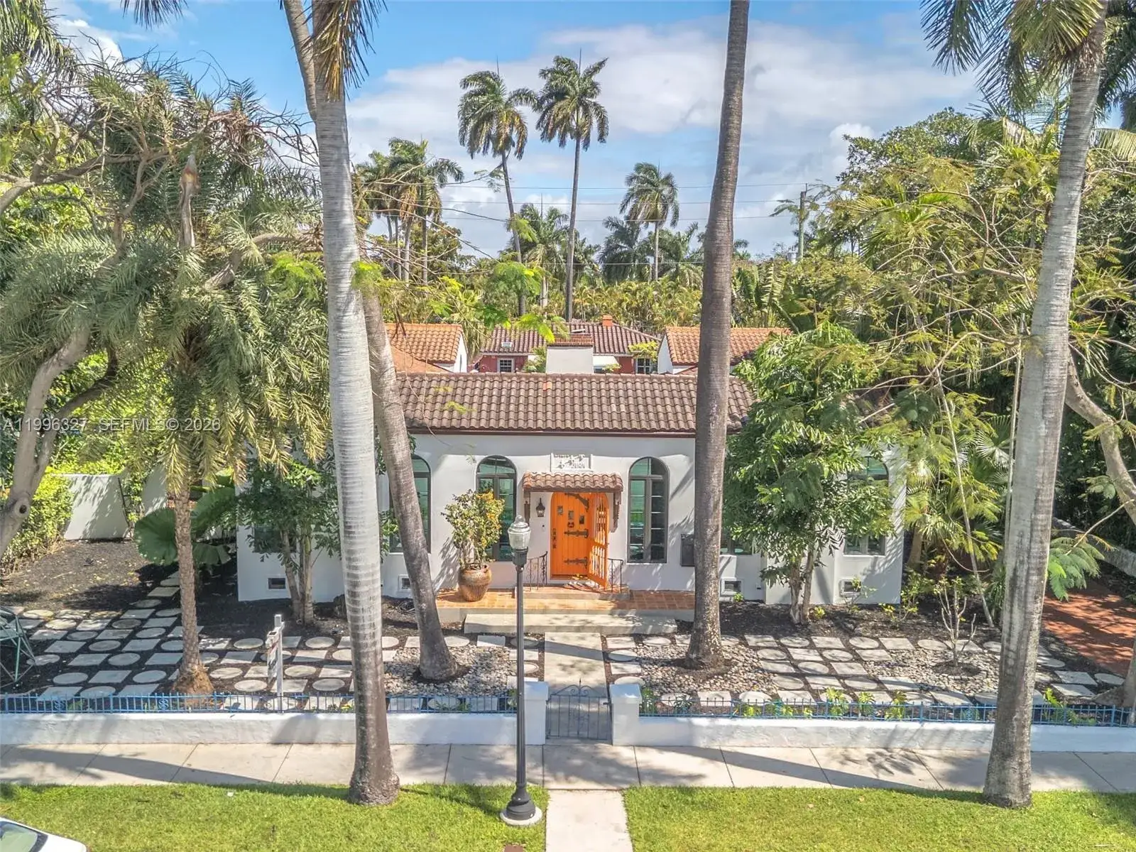 4 bedroom 5 bath Residential for sale at 1321 Tyler St, Hollywood FL 33019
