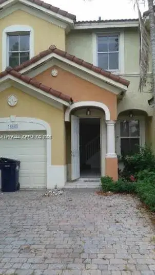 3 bedroom 2 bath Residential for sale at 16648 SW 83rd Ln # 16648, Miami FL 33193