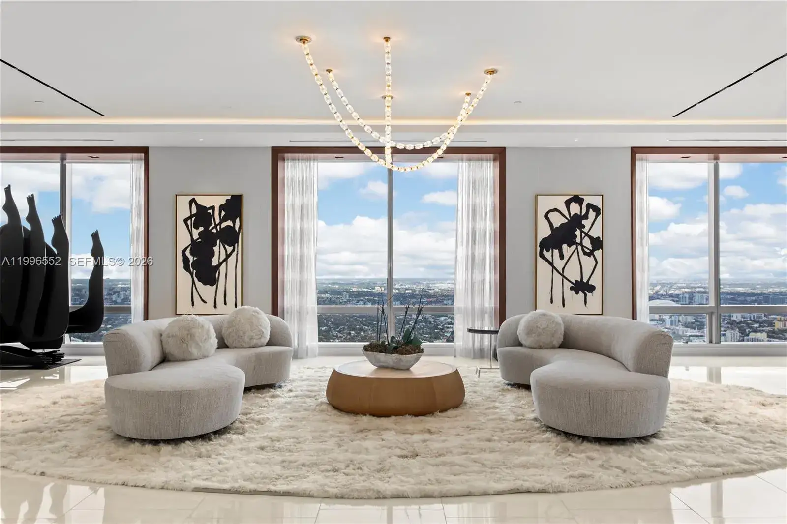 2 bedroom 3 bath Residential for sale at 1425 Brickell Ave, Miami FL 33131
