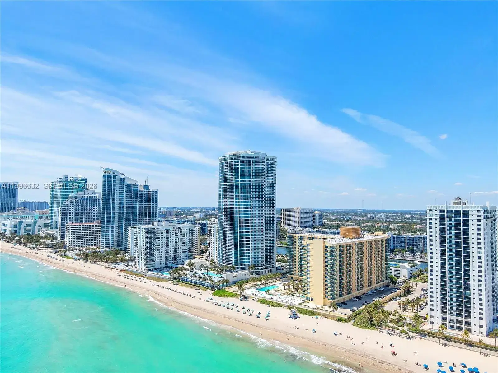 1 bedroom 1 bath Residential Lease for rent at 2501 S Ocean Dr # 1521, Hollywood FL 33019