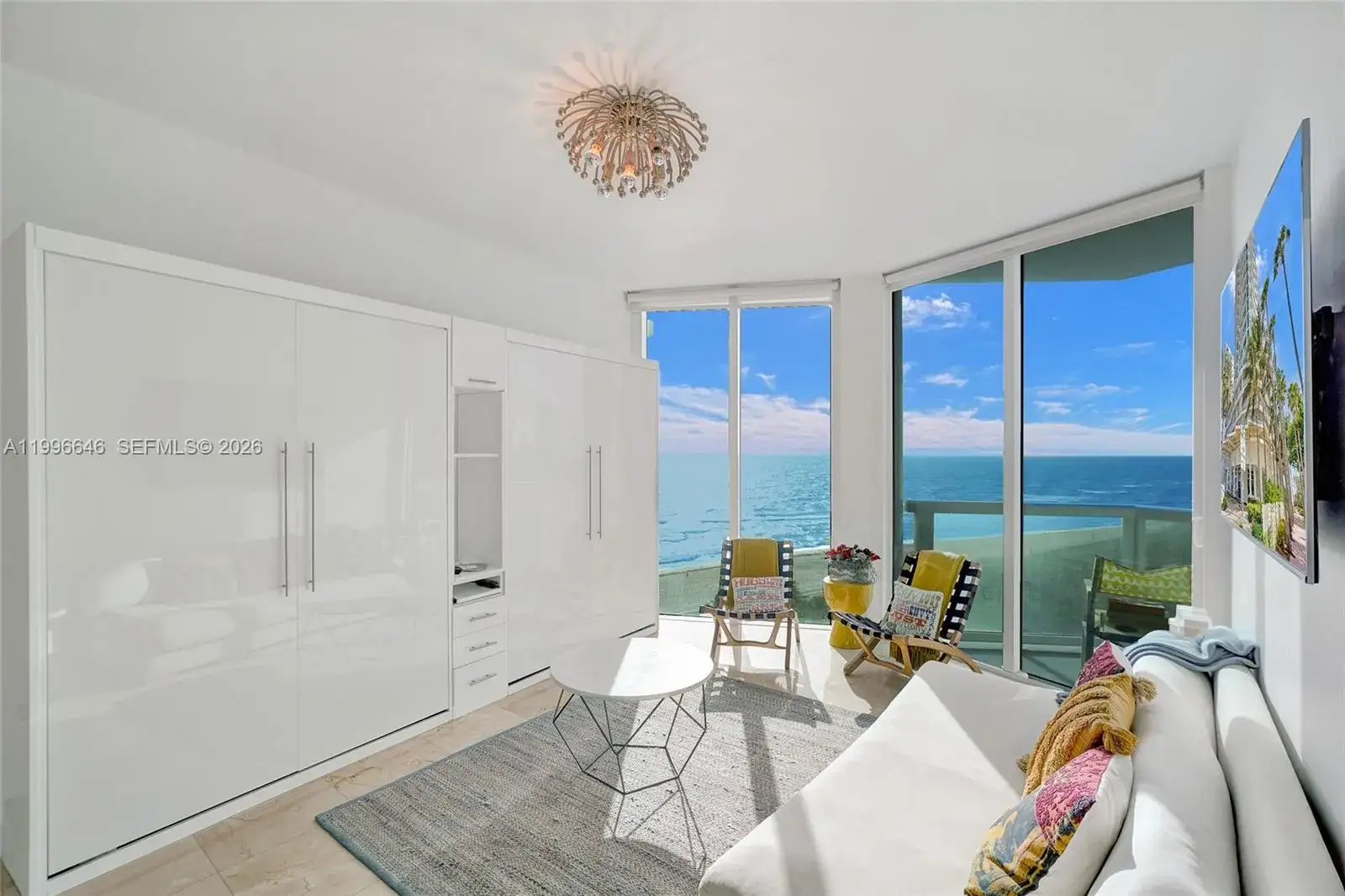 1 bedroom 1 bath Residential for sale at 6515 Collins Ave # 804, Miami Beach FL 33141