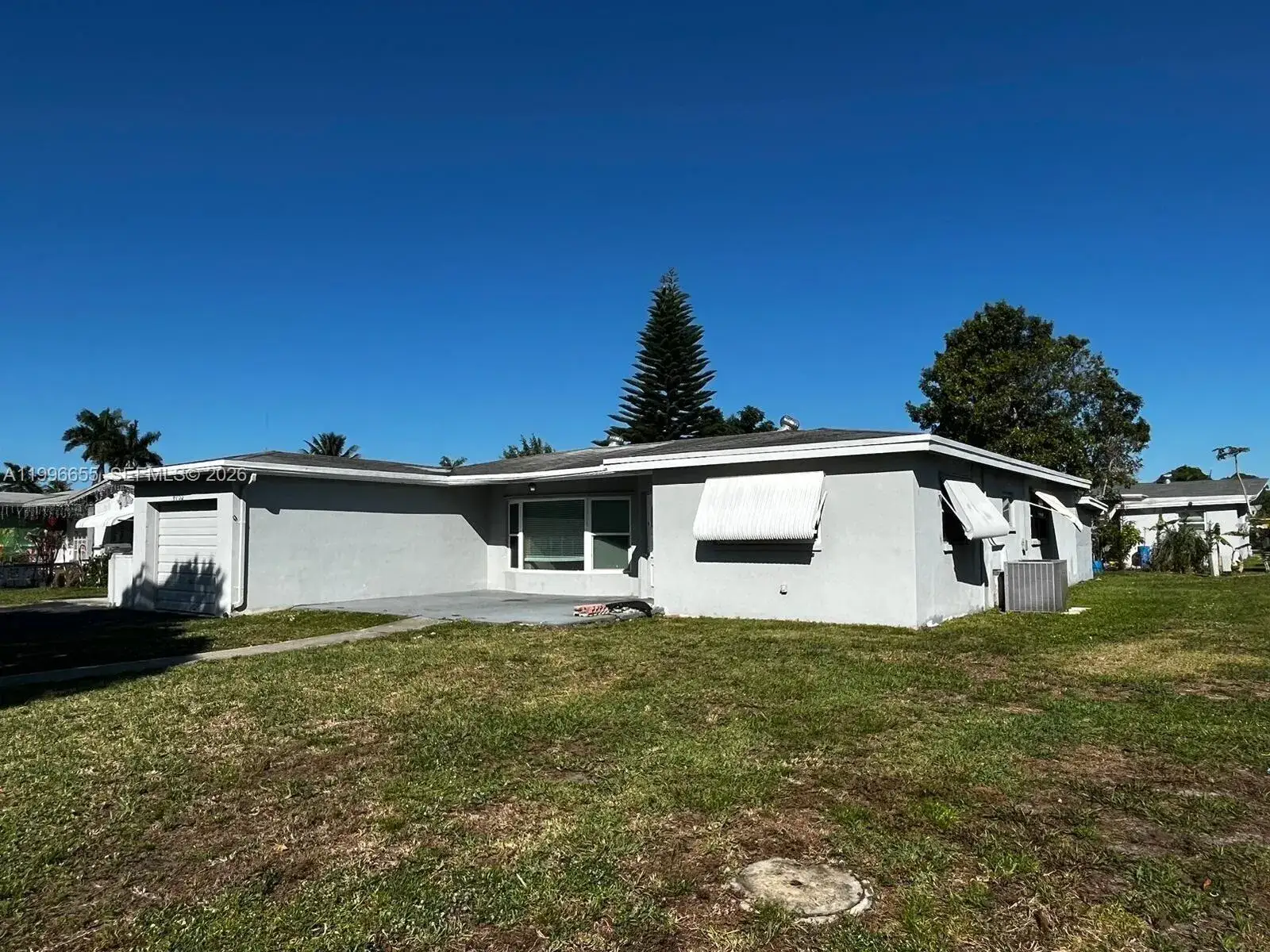 6 bedroom 2 bath Residential Lease for rent at 4753 NW 41st St, Lauderdale Lakes FL 33319