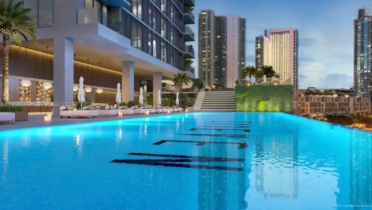 1 bath Residential for sale at 20 NE 11 st # 3301, Miami FL 33132