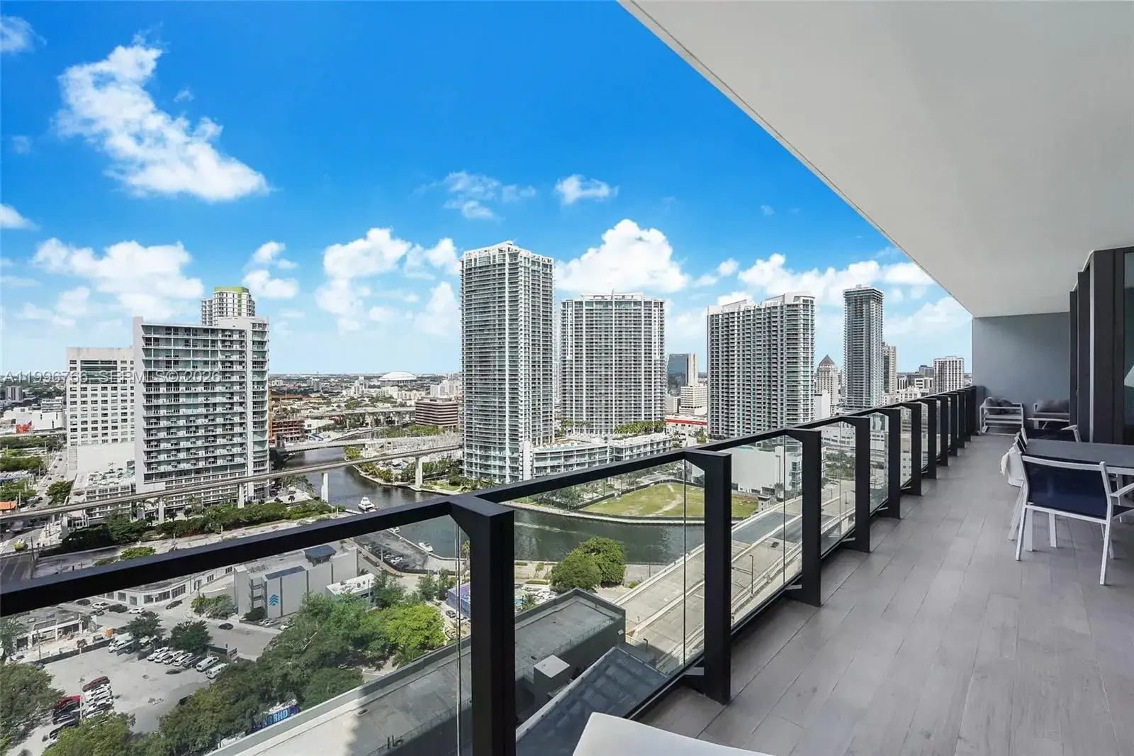 3 bedroom 3 bath Residential for sale at 68 SE 6th St # 2104, Miami FL 33131