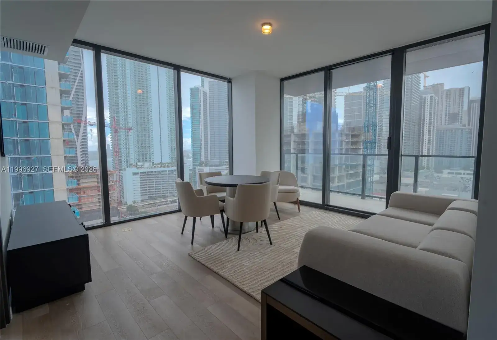 2 bedroom 2 bath Residential for sale at 20 NE 11th st # 2308, Miami FL 33132