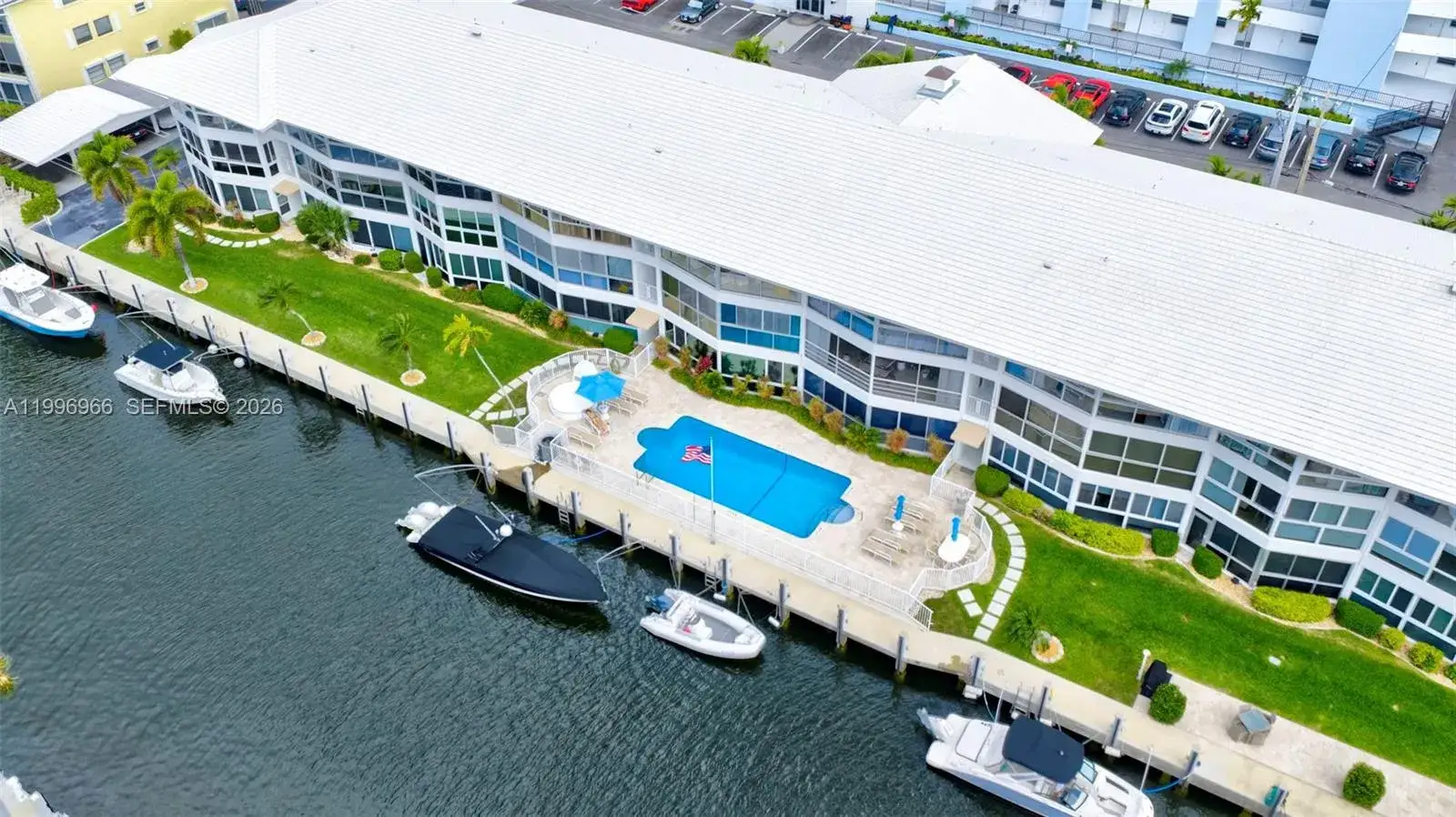 2 bedroom 2 bath Residential for sale at 3050 NE 48th St # 210, Fort Lauderdale FL 33308