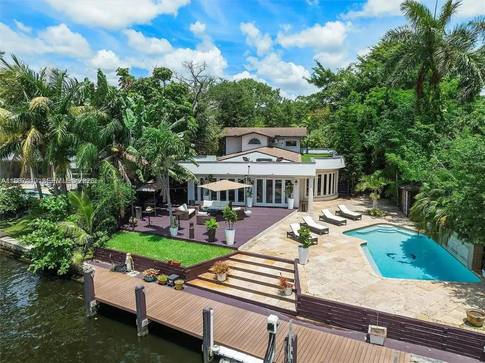 4 bedroom 4 bath Residential Lease for rent at 800 SW 12th, Fort Lauderdale FL 33312