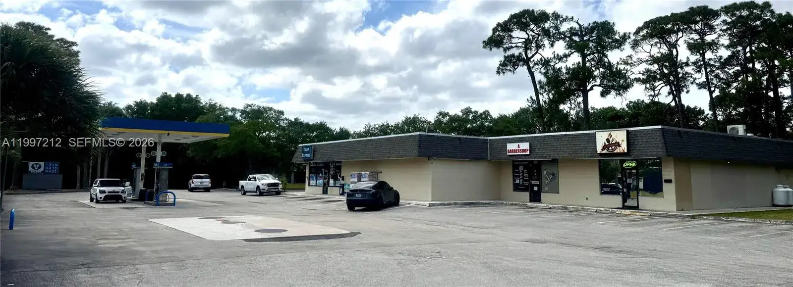 Commercial Sale for sale at 302 SW Tulip Blvd, Port St. Lucie FL 34953