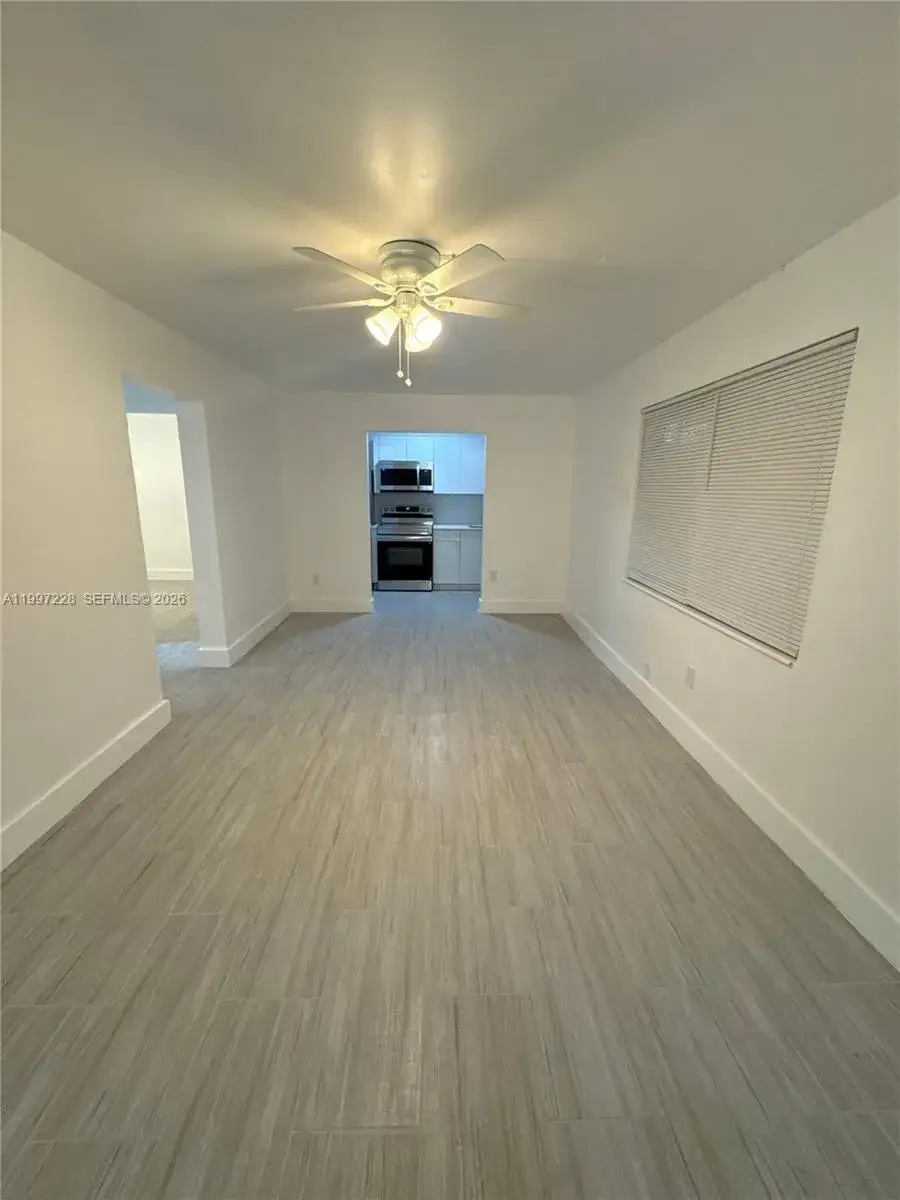 2 bedroom 1 bath Residential Lease for rent at 649 SW 7th St # 5, Miami FL 33130