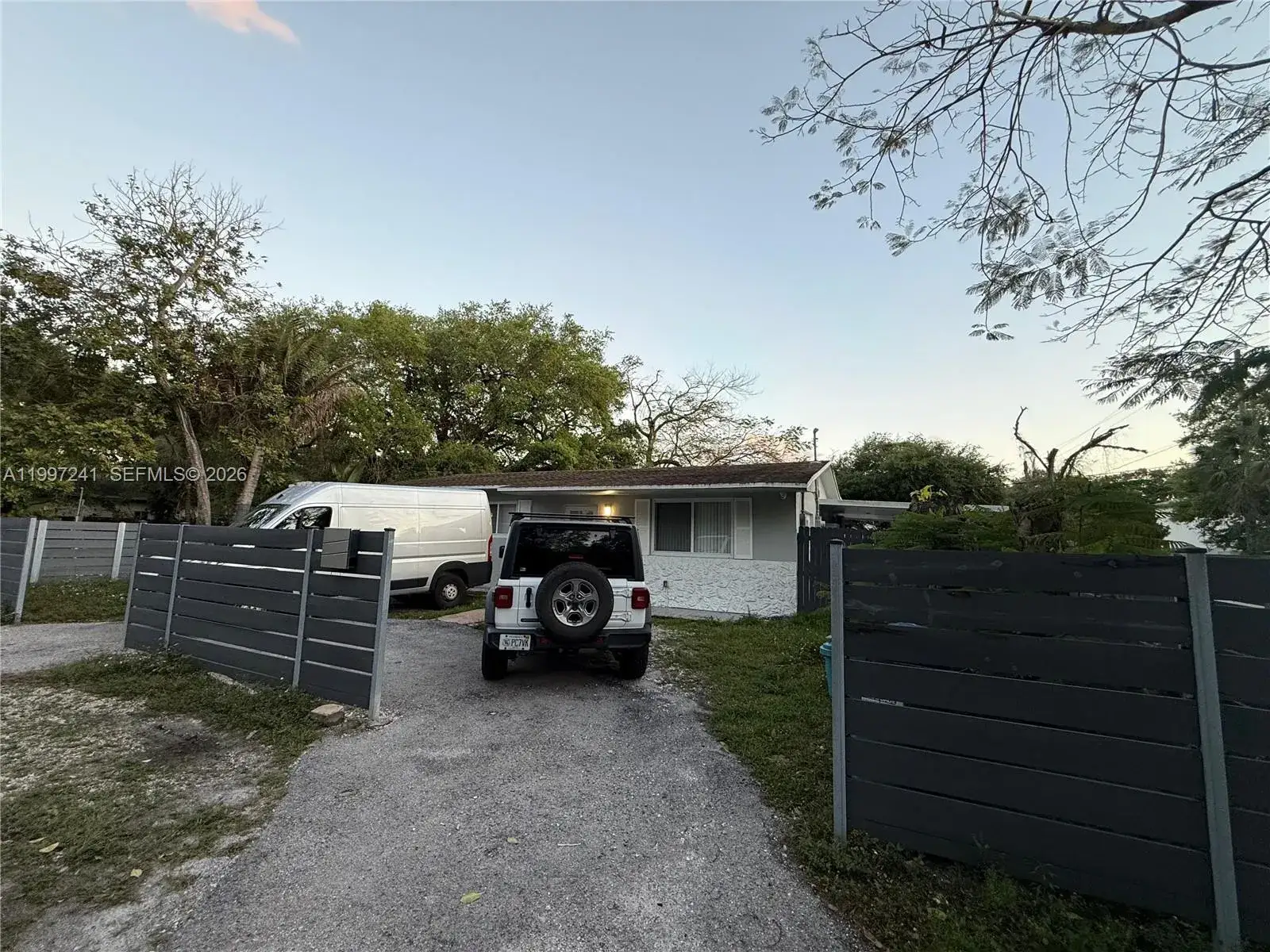 3 bedroom 2 bath Residential for sale at 502 NE 163rd St, Miami FL 33162
