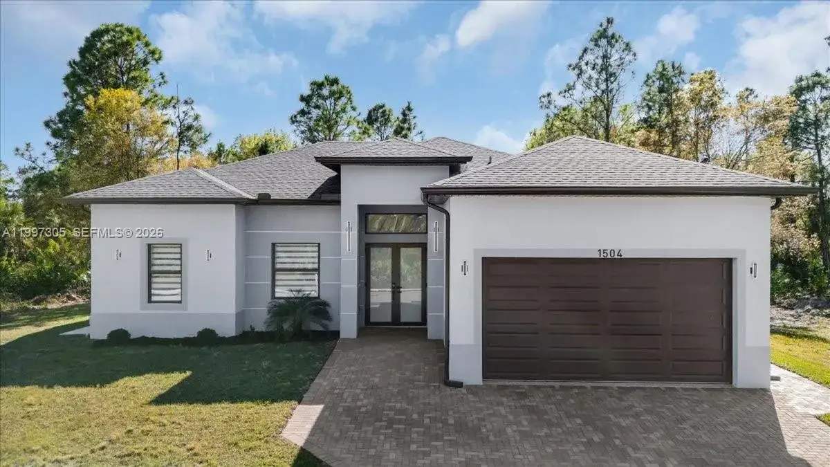 3 bedroom 2 bath Residential for sale at 1504 E 6th, Lehigh Acres FL 33972