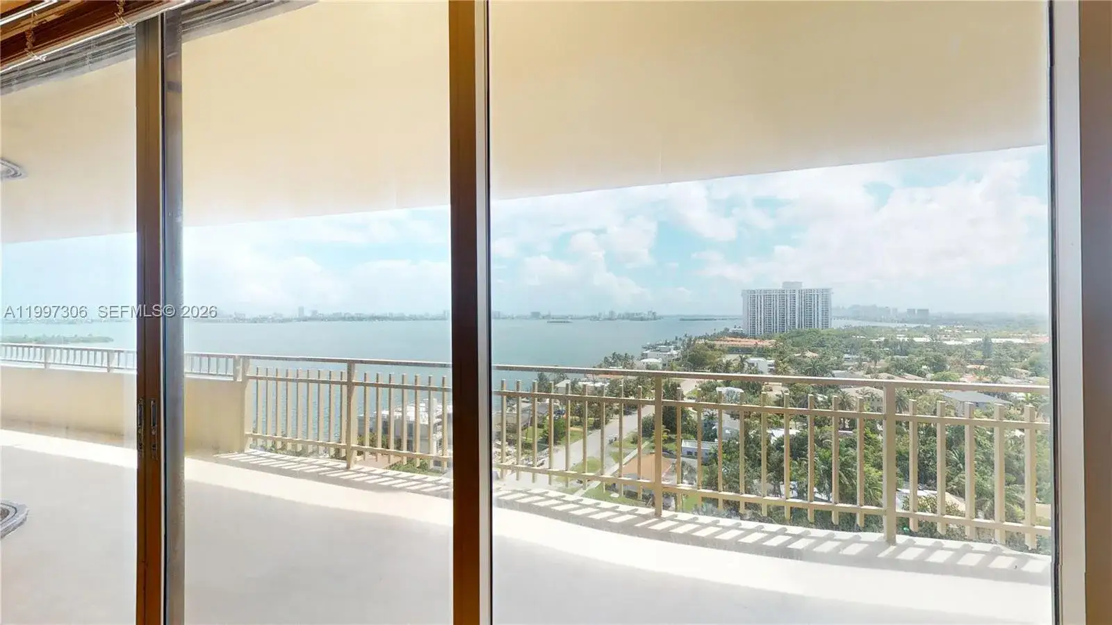 2 bedroom 2 bath Residential for sale at 11113 Biscayne Blvd # 1251, Miami FL 33181